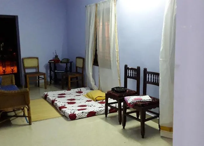 Valentine Hostel & Guest House Pondicherry